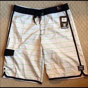 NWT Billabong Cargo Boardshorts, 34